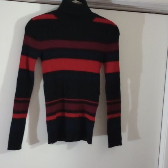 🆕👱🏽‍♀️Philosophy Ribbed Knit Turtleneck - Picture 2 of 4